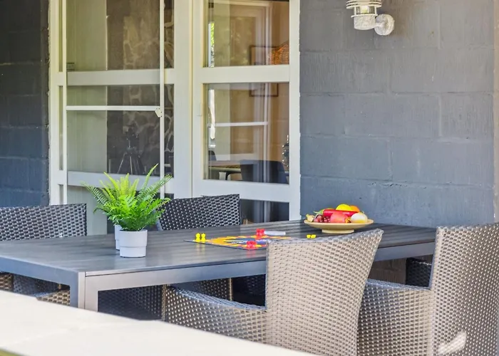 Glenna - 1-8km From The Sea By Interhome *