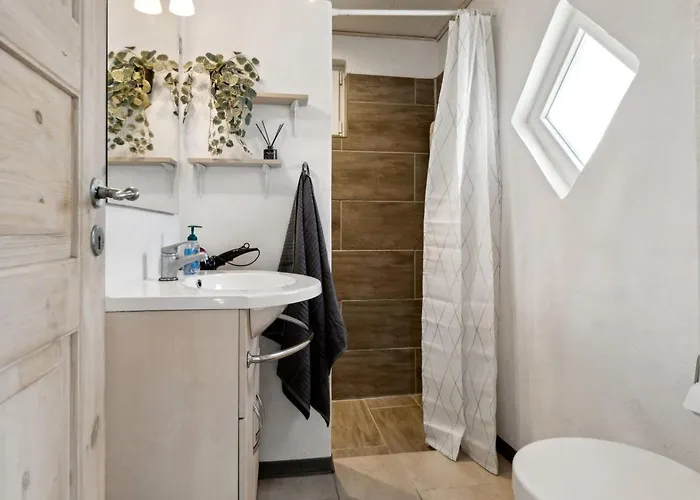 Prázdninový dům Glenna - 1-8km From The Sea By Interhome *