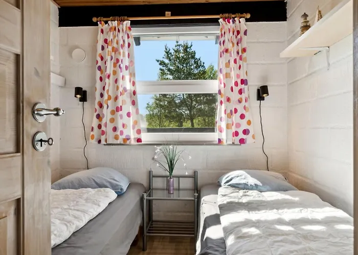 Prázdninový dům Glenna - 1-8km From The Sea By Interhome